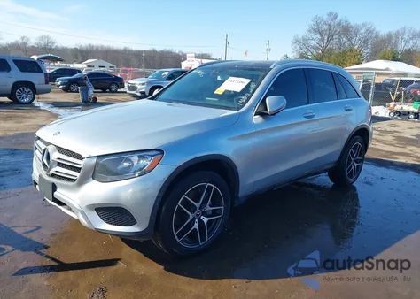 2016 Mercedes-Benz Glc 300 z USA, uszkodzony, nr VIN WDC0G4JB8GF051217